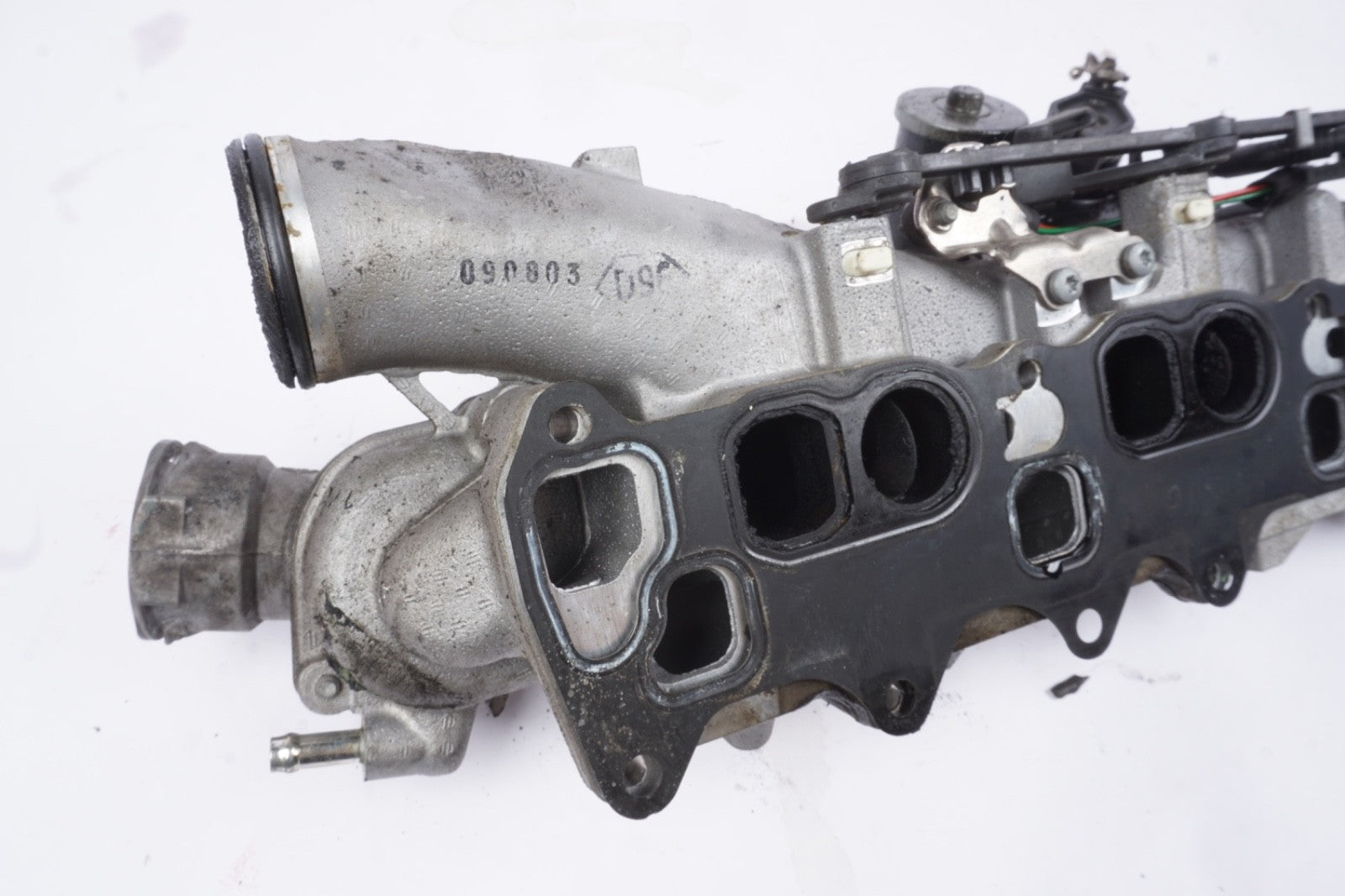 2011 - 2013 MERCEDES GL450 DIESEL INTAKE MANIFOLD ASSEMBLY OEM