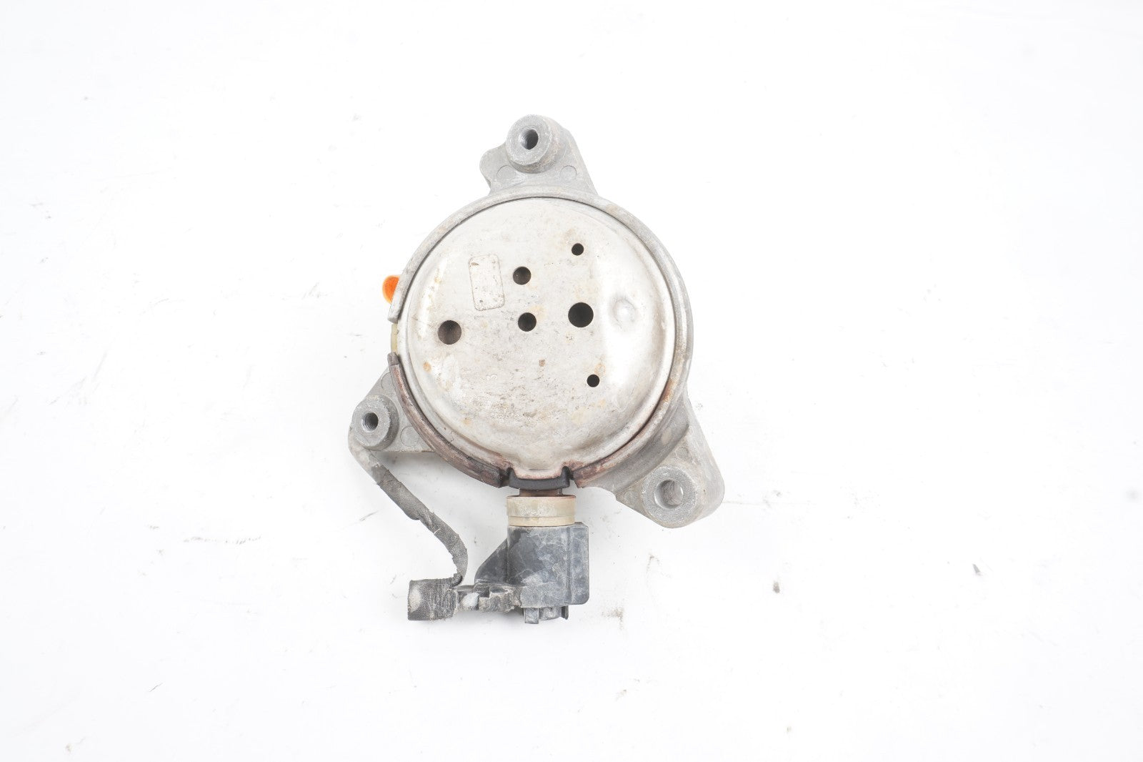 2011 2012 Audi A8 4.2l Transmission Mount Bracket Right Passenger Side OEM