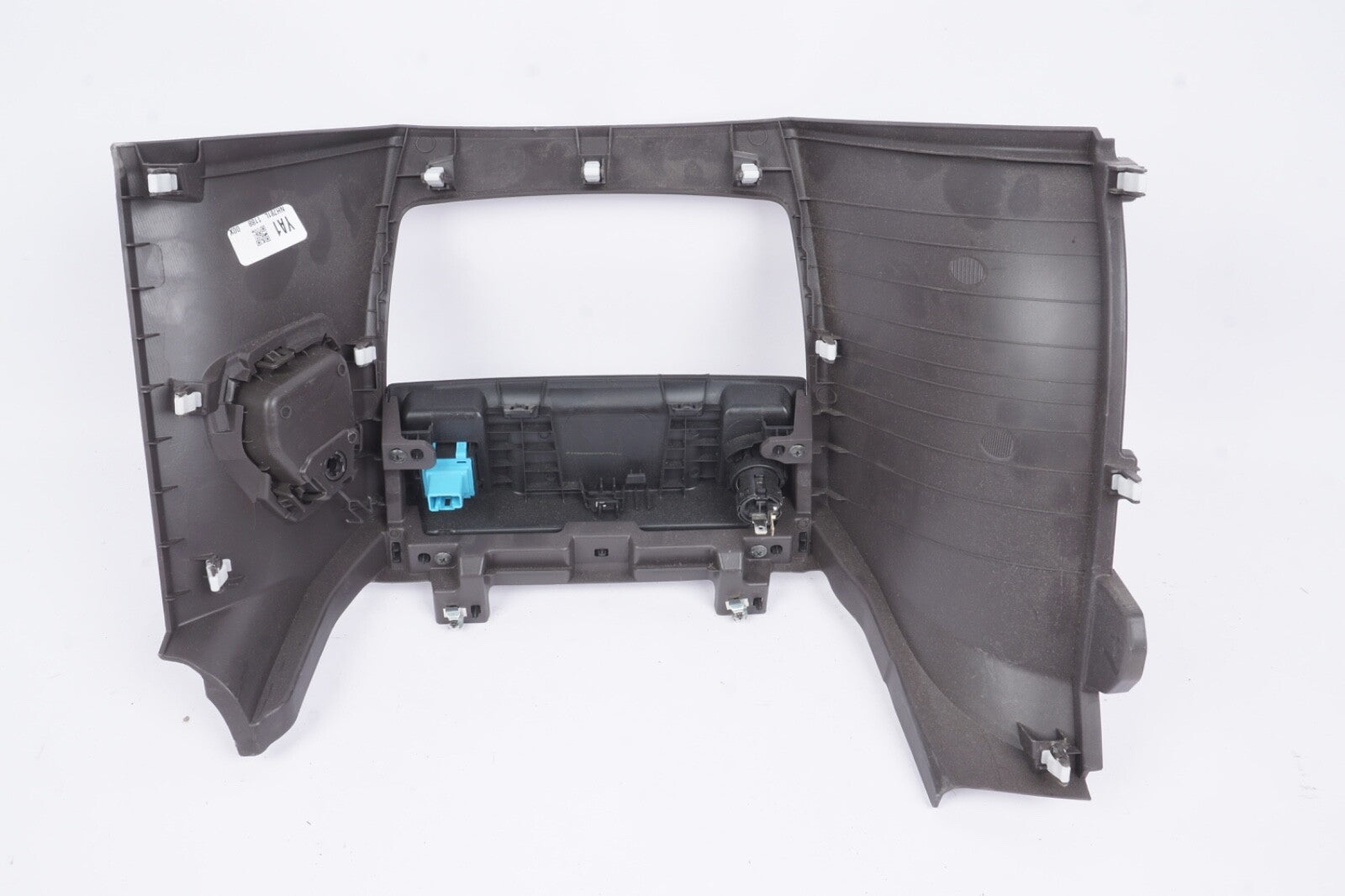2018-2023 HONDA ODYSSEY OEM LOWER CENTER DASH BEZEL BROWN NH781L