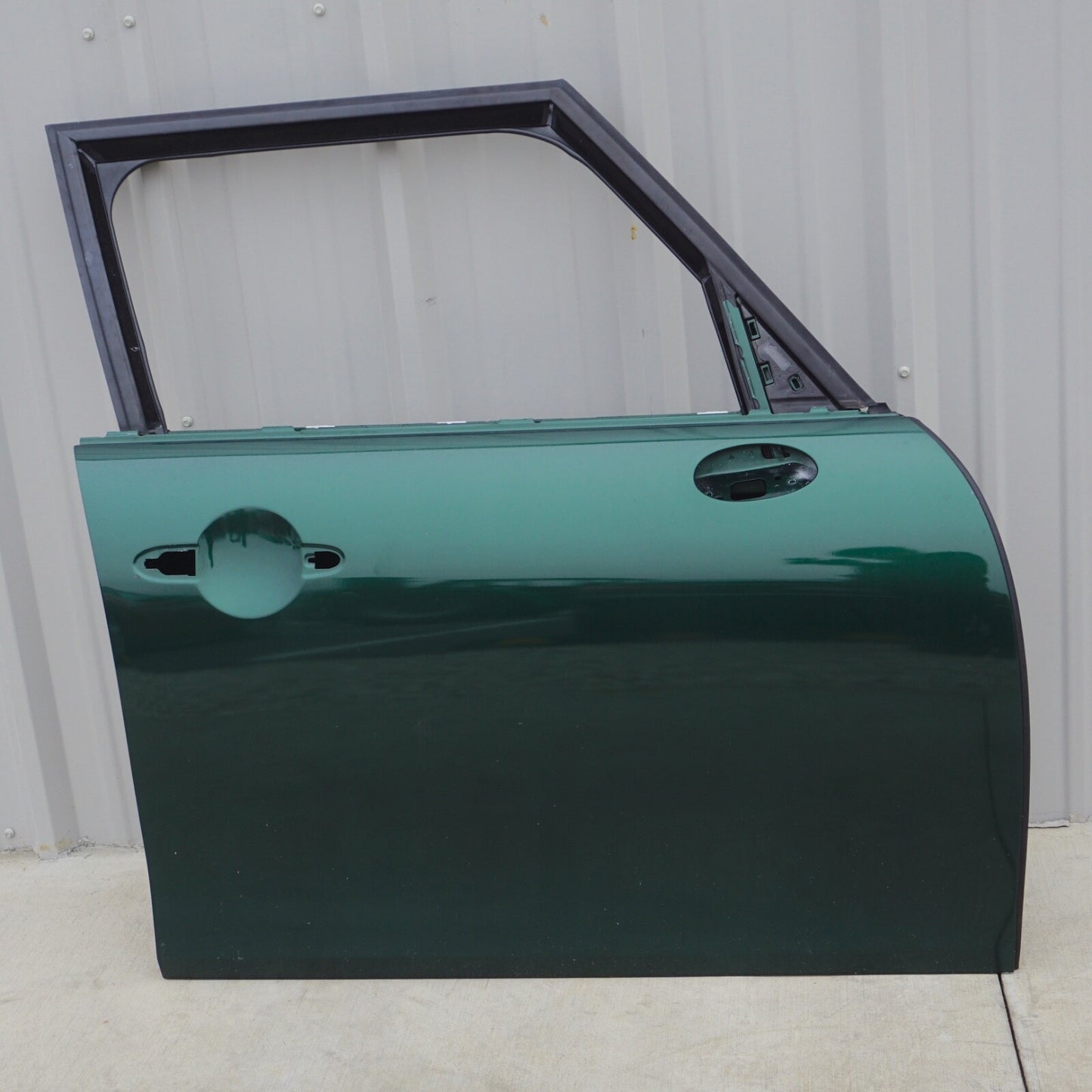 2015 2016 2017 2018 2019 2020 MINI COOPER RIGHT FRONT DOOR SHELL
