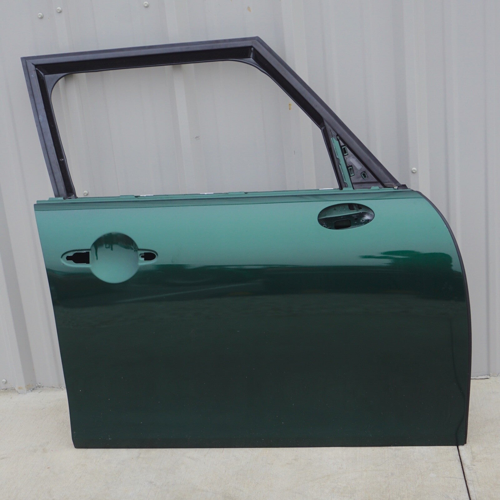 2015 2016 2017 2018 2019 2020 MINI COOPER RIGHT FRONT DOOR SHELL