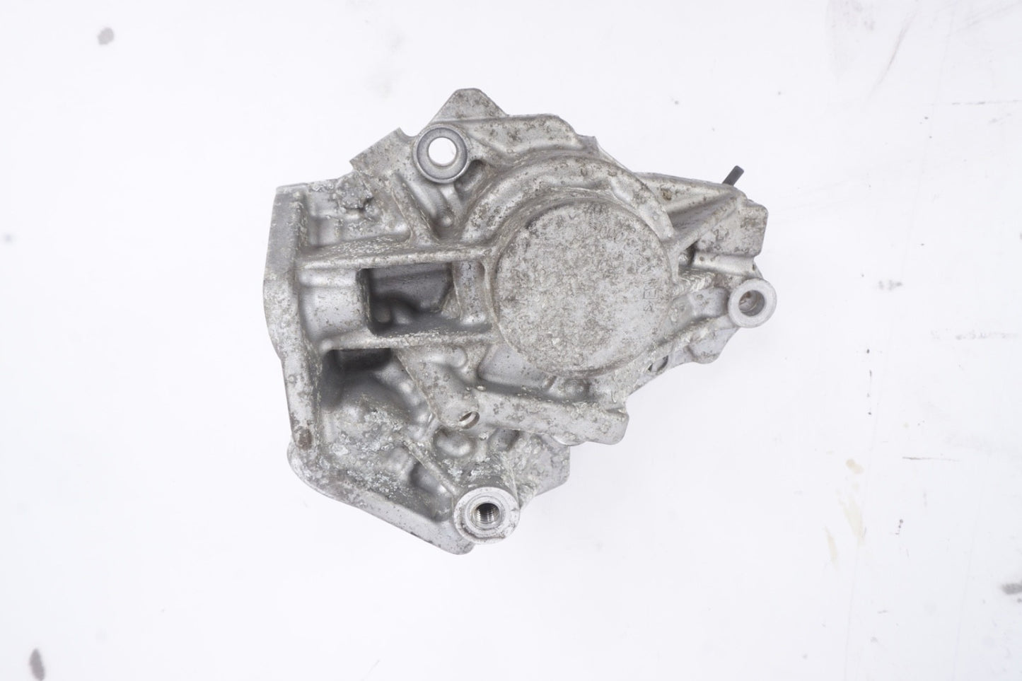 2014-2017 MERCEDES W222 S550 4.6L V8 HIGH PRESSURE FUEL PUMP HOUSING OEM