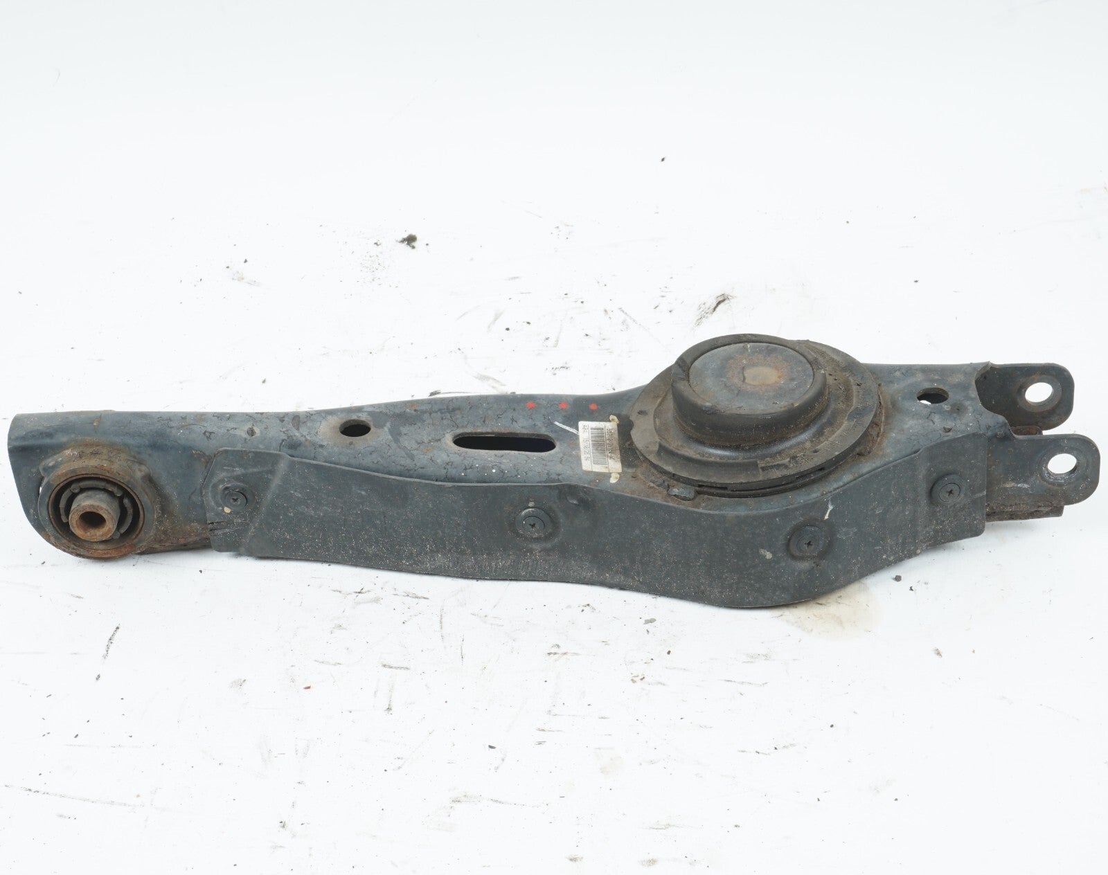 2013-2018 HYUNDAI SANTA FE REAR LOWER CONTROL ARM LEFT DRIVER SIDE OEM