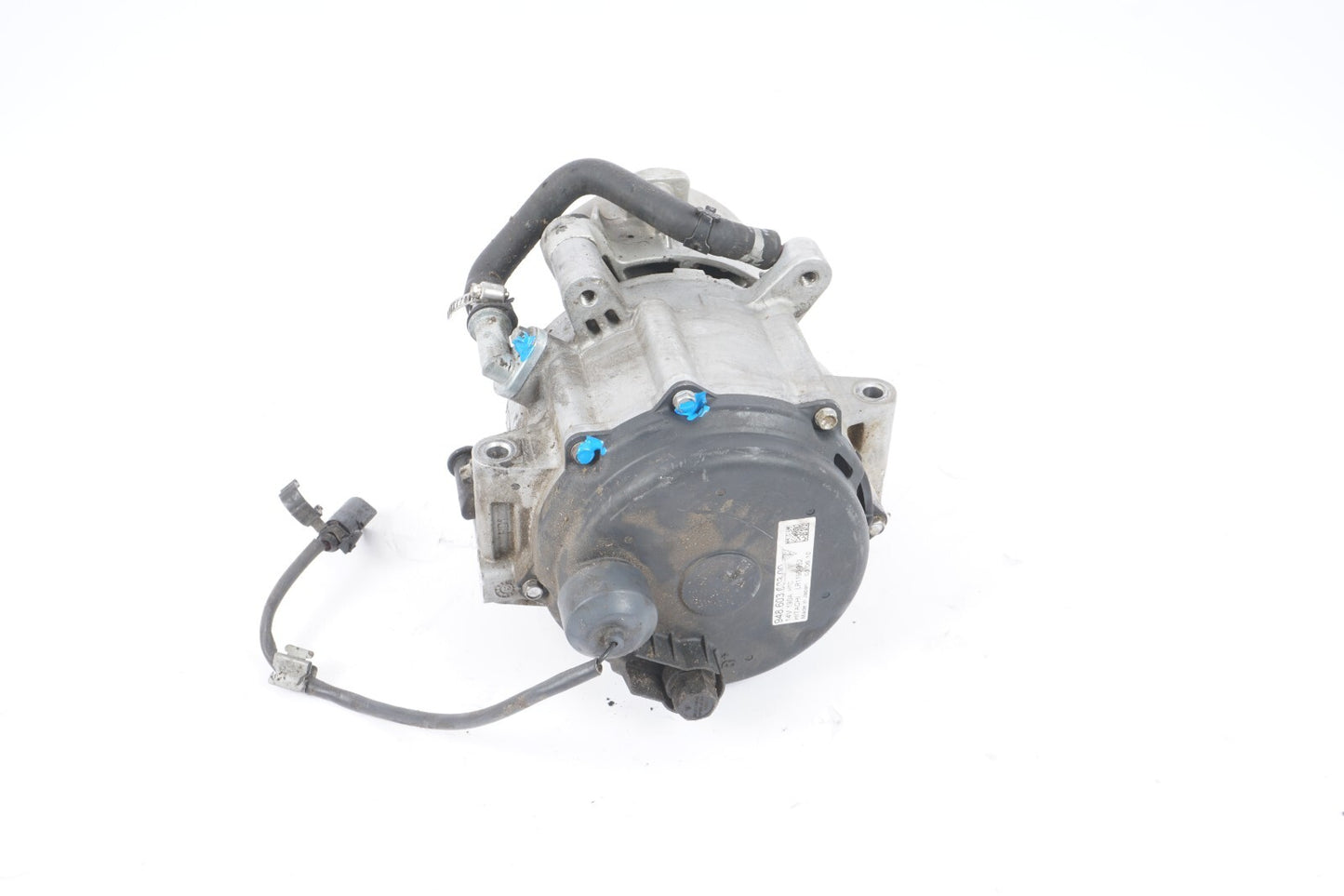11-18 Porsche Cayenne 958 4.8l Alternator  OEM