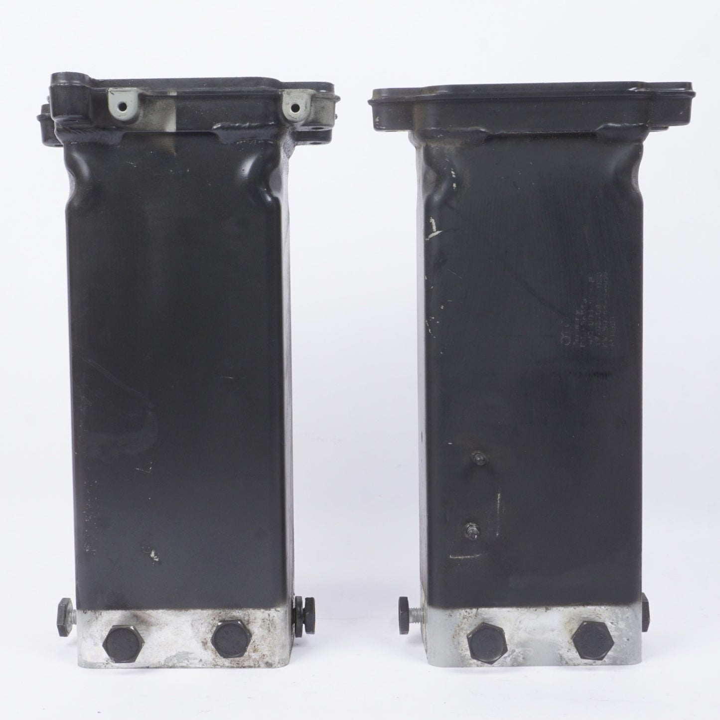 2011 - 2018 AUDI A8 FRONT LEFT & RIGHT BUMPER REINFORCEMENT BRACKET SET 2