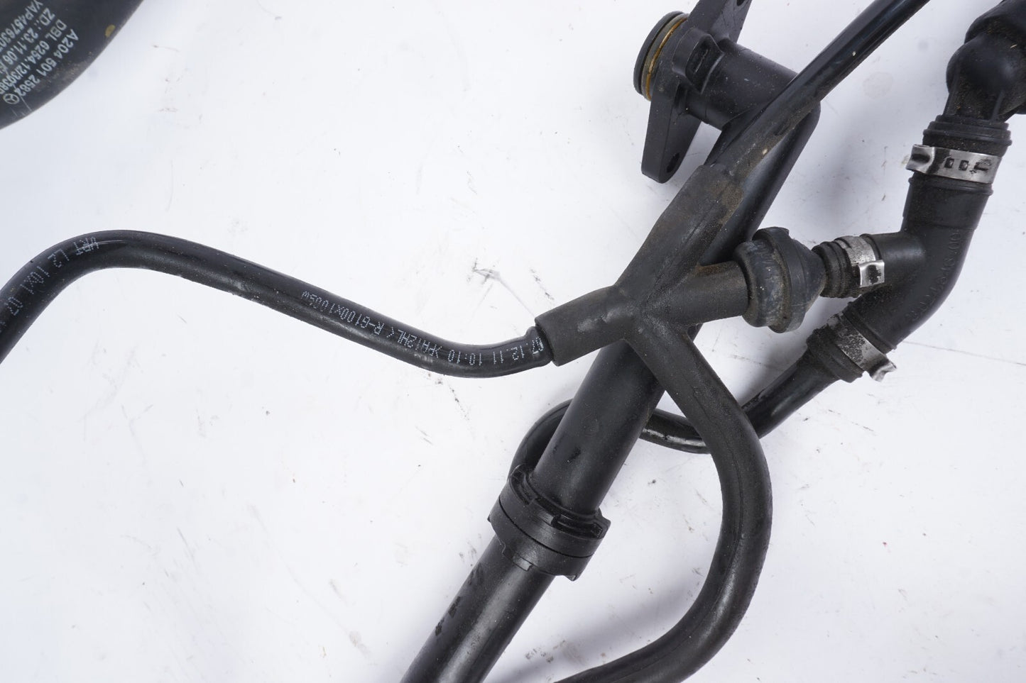 12-14 Mercedes W204 C250 Coolant Hose Line Pipe OEM