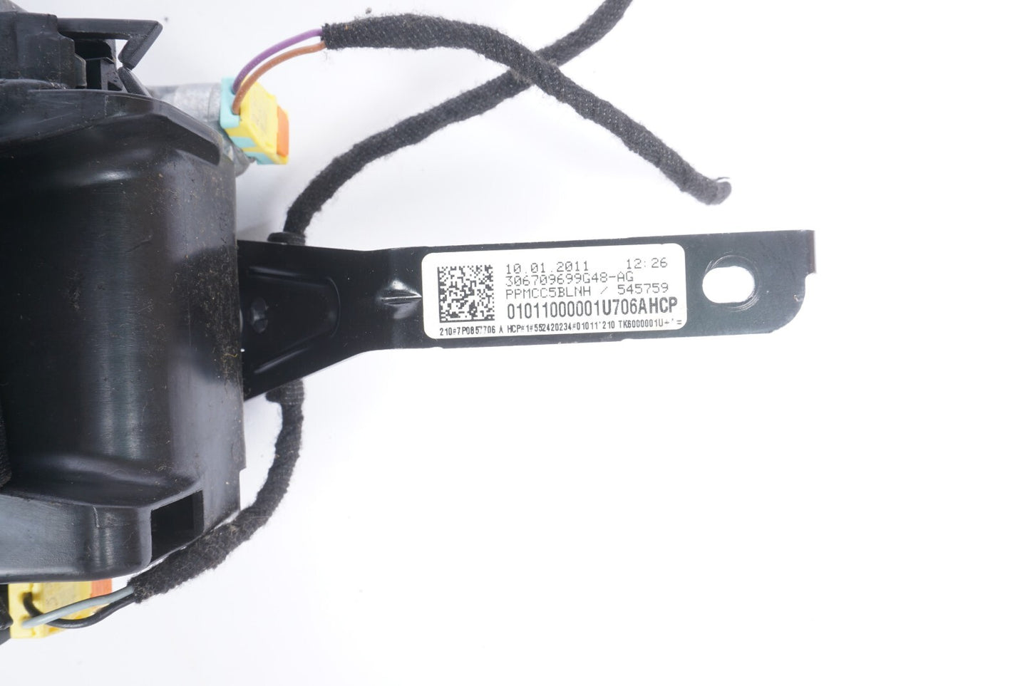 2011-2018 Porsche Cayenne 958 Front Right Passenger Side Seat Belt Retractor OEM