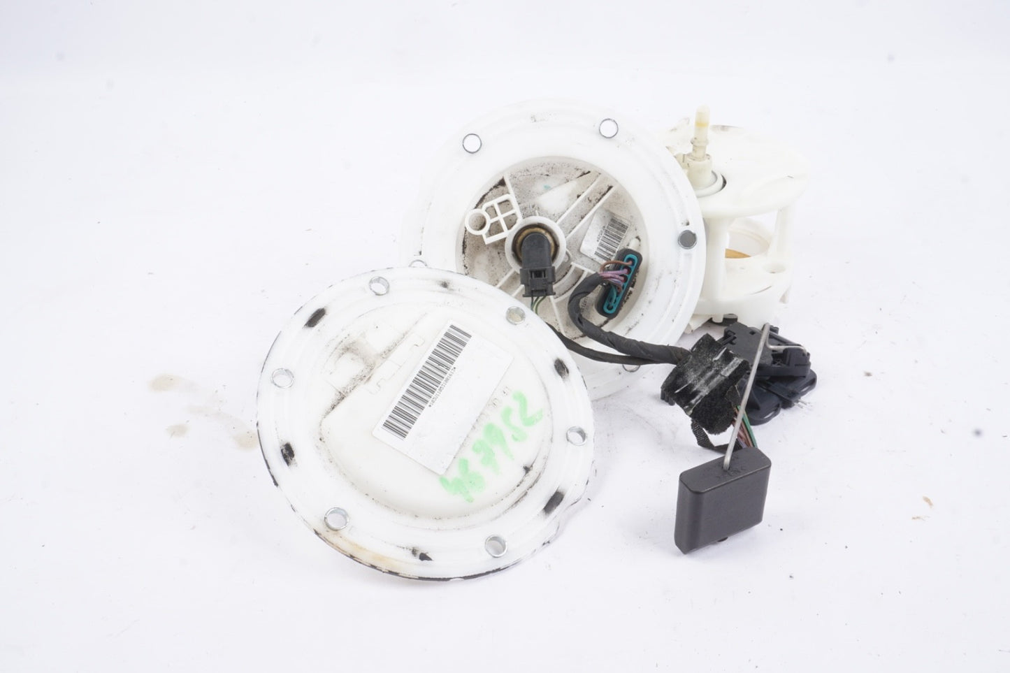 07-13 Mercedes W221 S400 S550 CL550 Gasoline Tank Fuel Pump w/ Cap Sender Unit