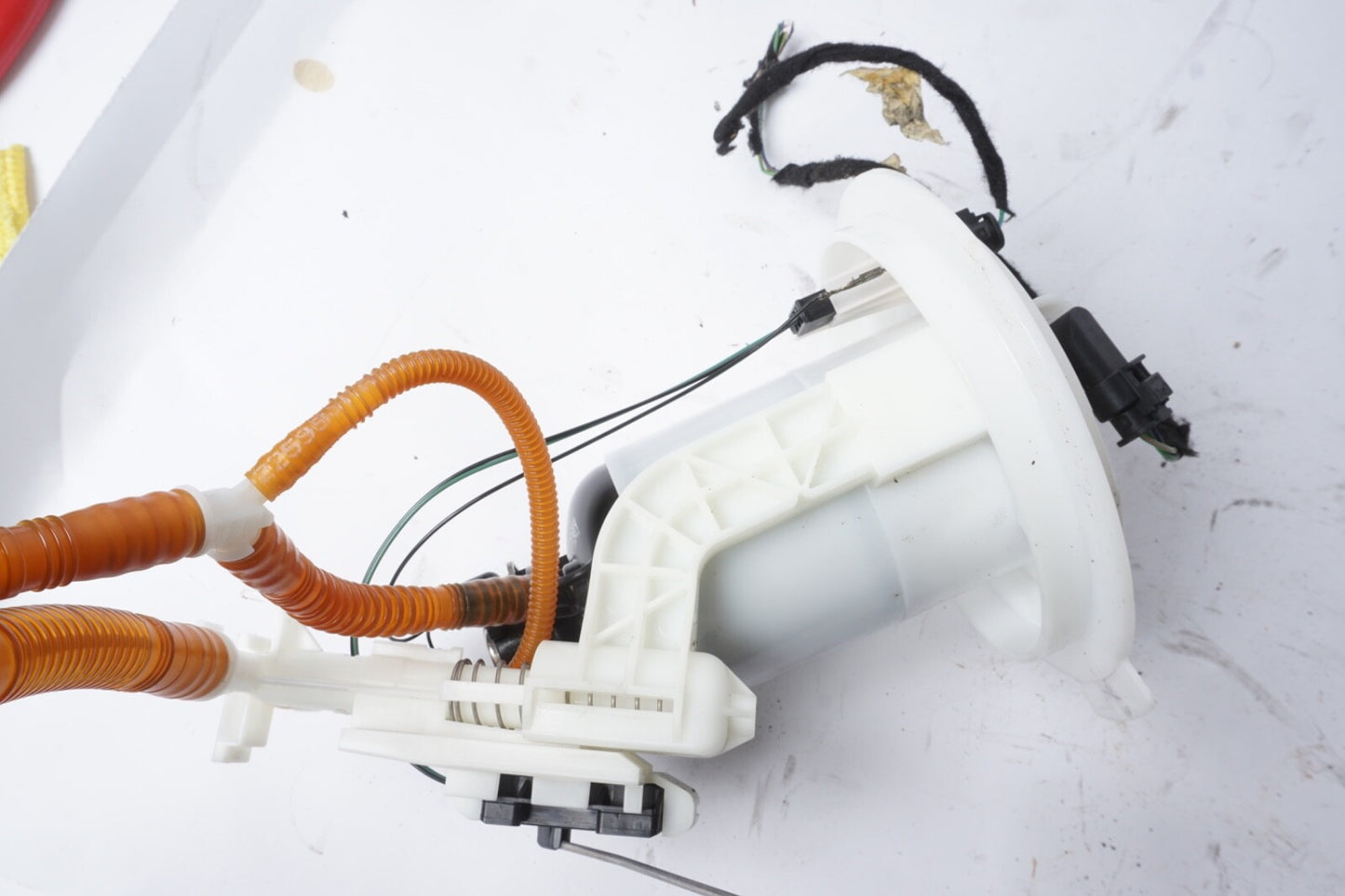12-14 Mercedes W212 E350 C250 Fuel Gas Pump Level Sensor Sending Unit Assembly