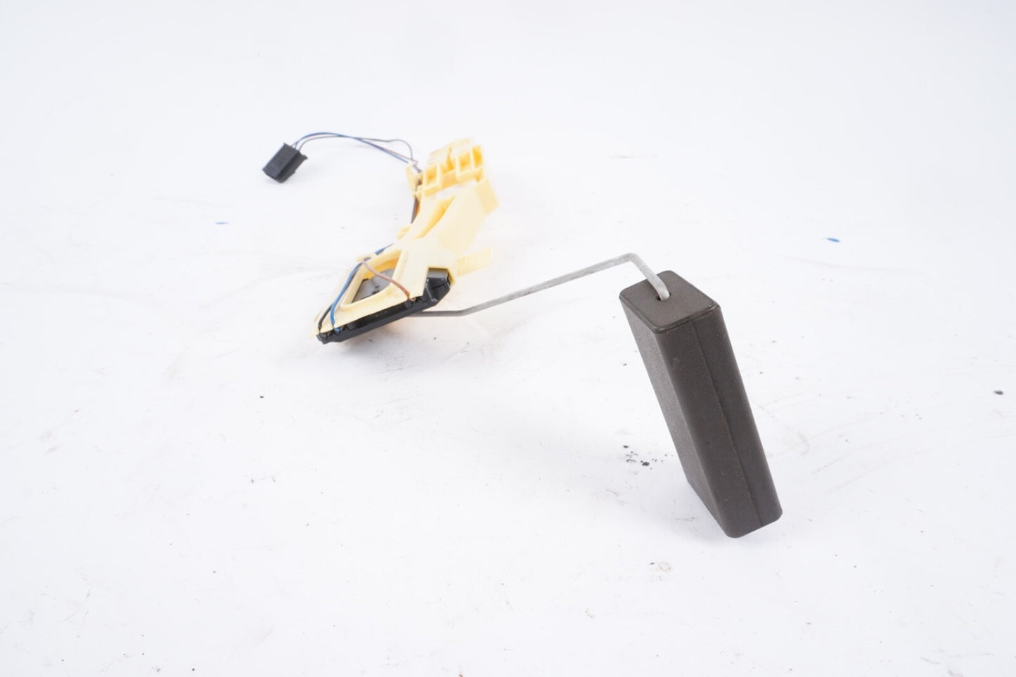 2011-2018 AUDI A8 A8L QUATTRO FUEL TANK SENDER UNIT LOWER RIGHT 4H0919673C
