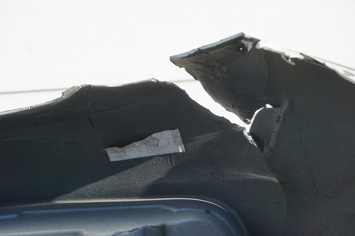 11-14 Porsche Cayenne 958 Front Bumper Cover 95850522131 HAS BAMAGE