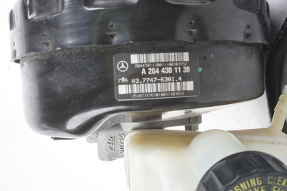 2010 - 2017 Mercedes W207 E350 Coupe Master Cylinder Power Brake Booster OEM
