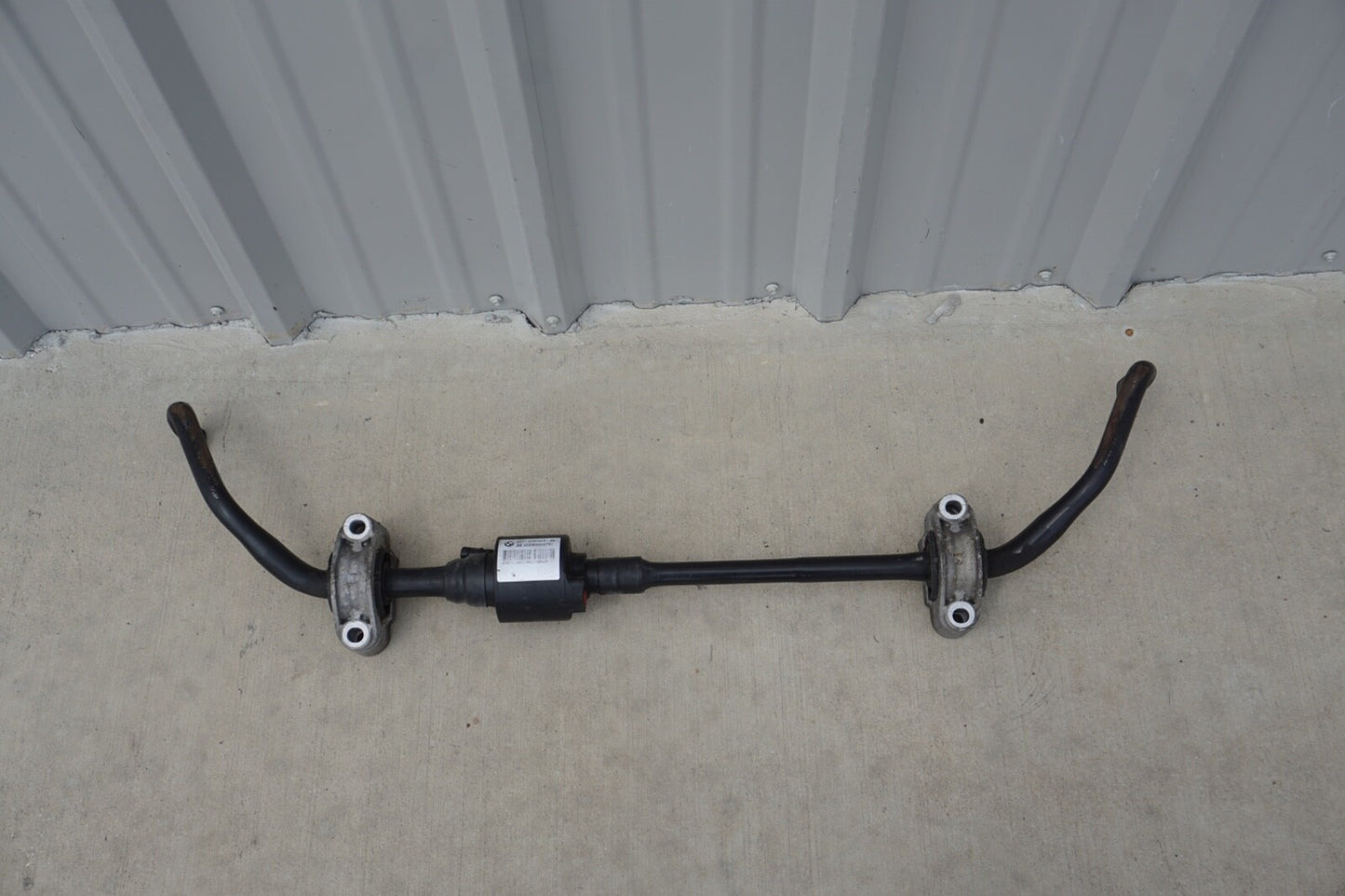 2009-2015 BMW F01 F02 F06 AWD Front Stabilizer Active Sway Bar OEM 6781424