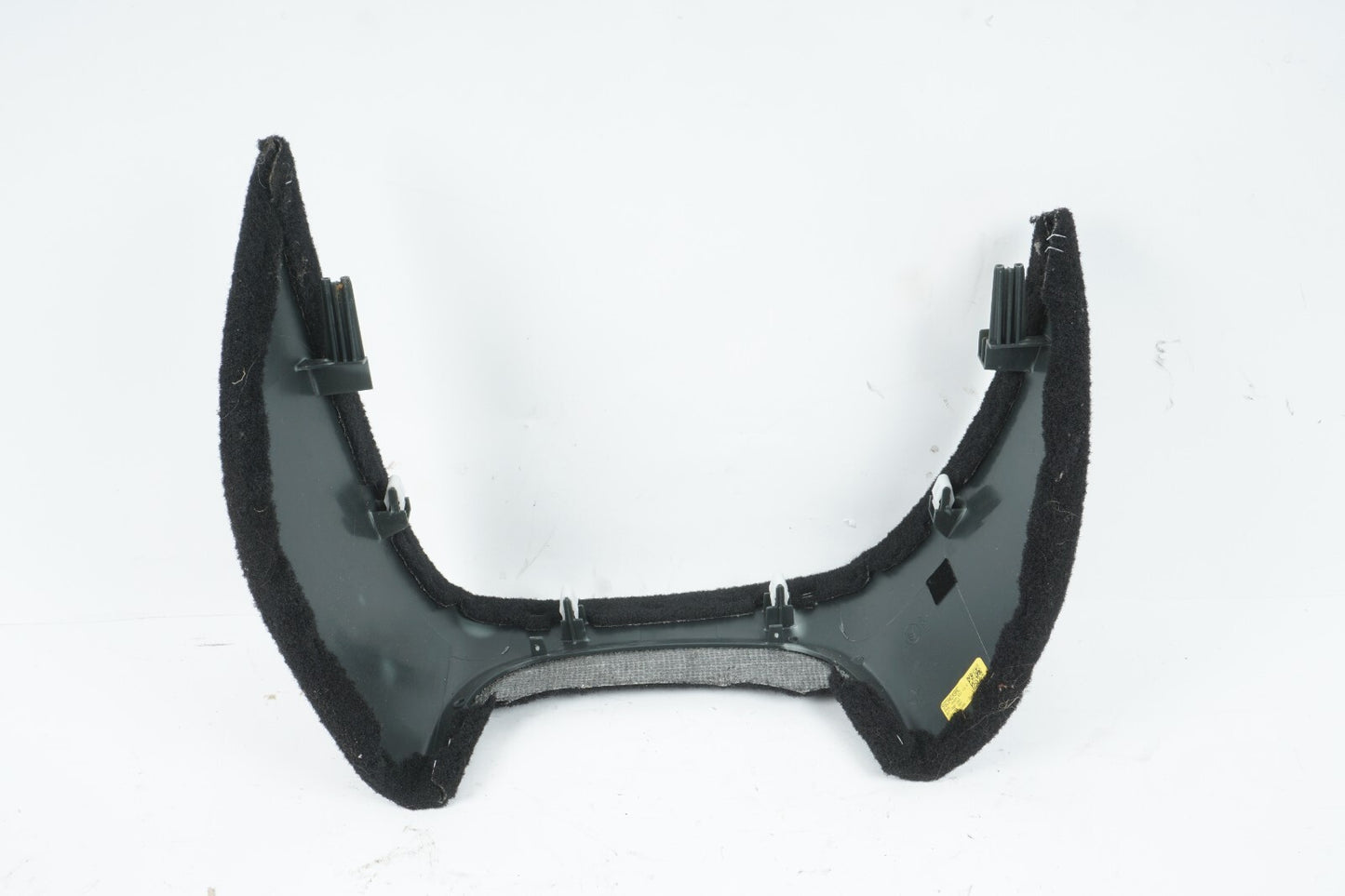 2017 - 2020 CHRYSLER PACIFICA DASH CENTER LOWER BRACE TRIM COVER 5SC94DX9AC OEM