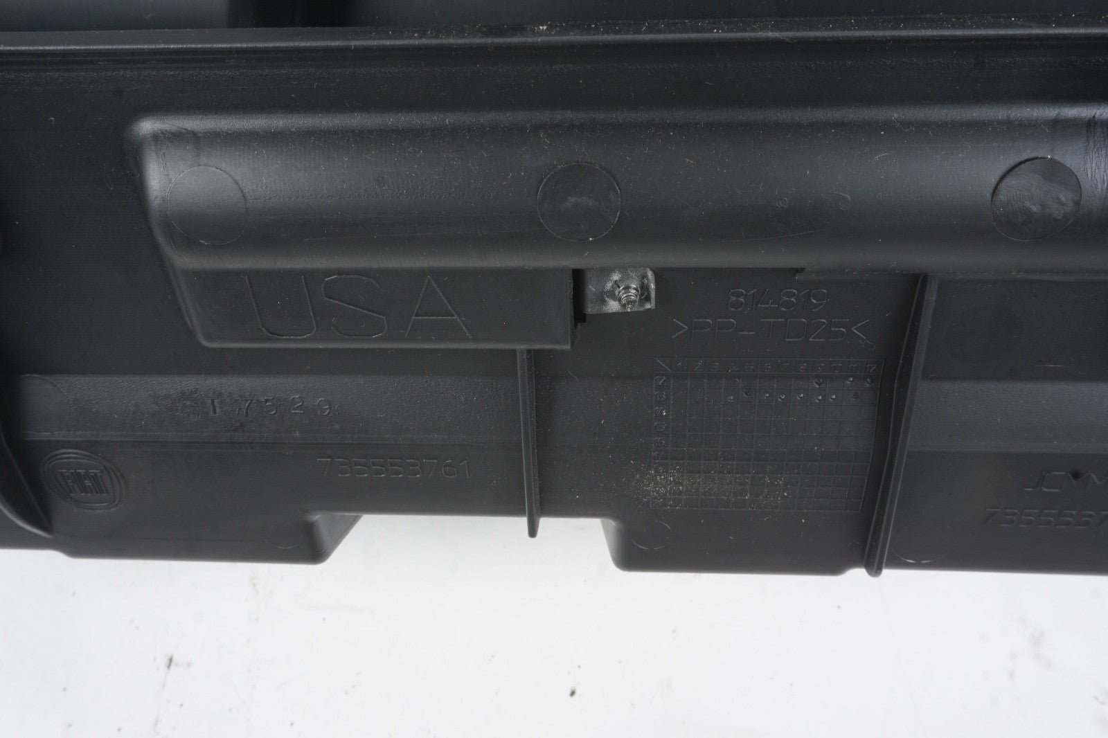 2014 - 2020 FIAT 500L FRONT RIGHT DASH GLOVE BOX STORAGE OEM 735553761  BLACK