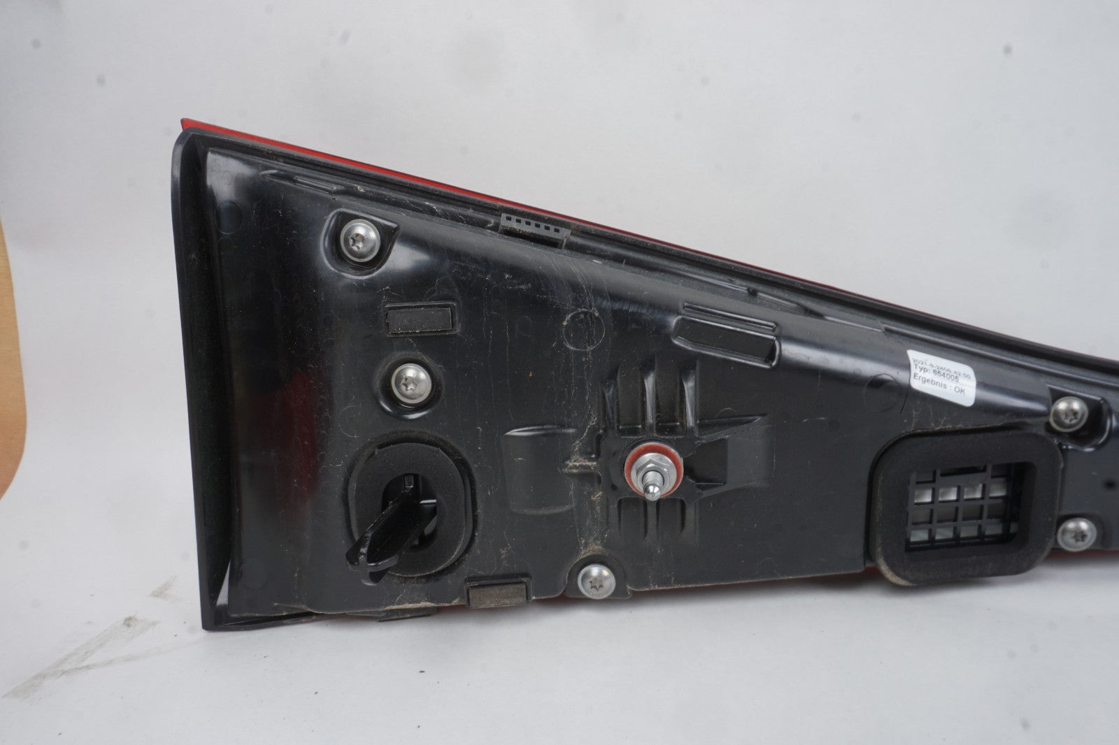 2022 - 2024 Mercedes EQB350 Tail Light LED Rear Center Liftgate OEM
