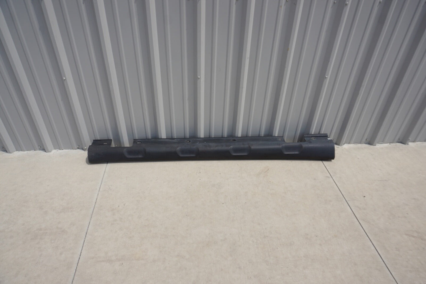 2015-2020 MERCEDES GLA250 X156 RIGHT PASSENGER SKIRT ROCKER PANEL MOLDING OEM