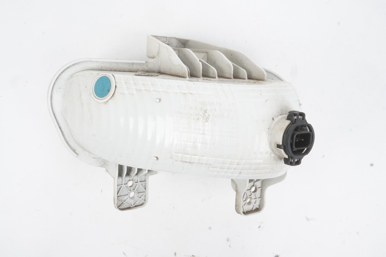 2019-2023 Jeep Renegade Front Right Passenger Side Turn Signal Lamp  OEM