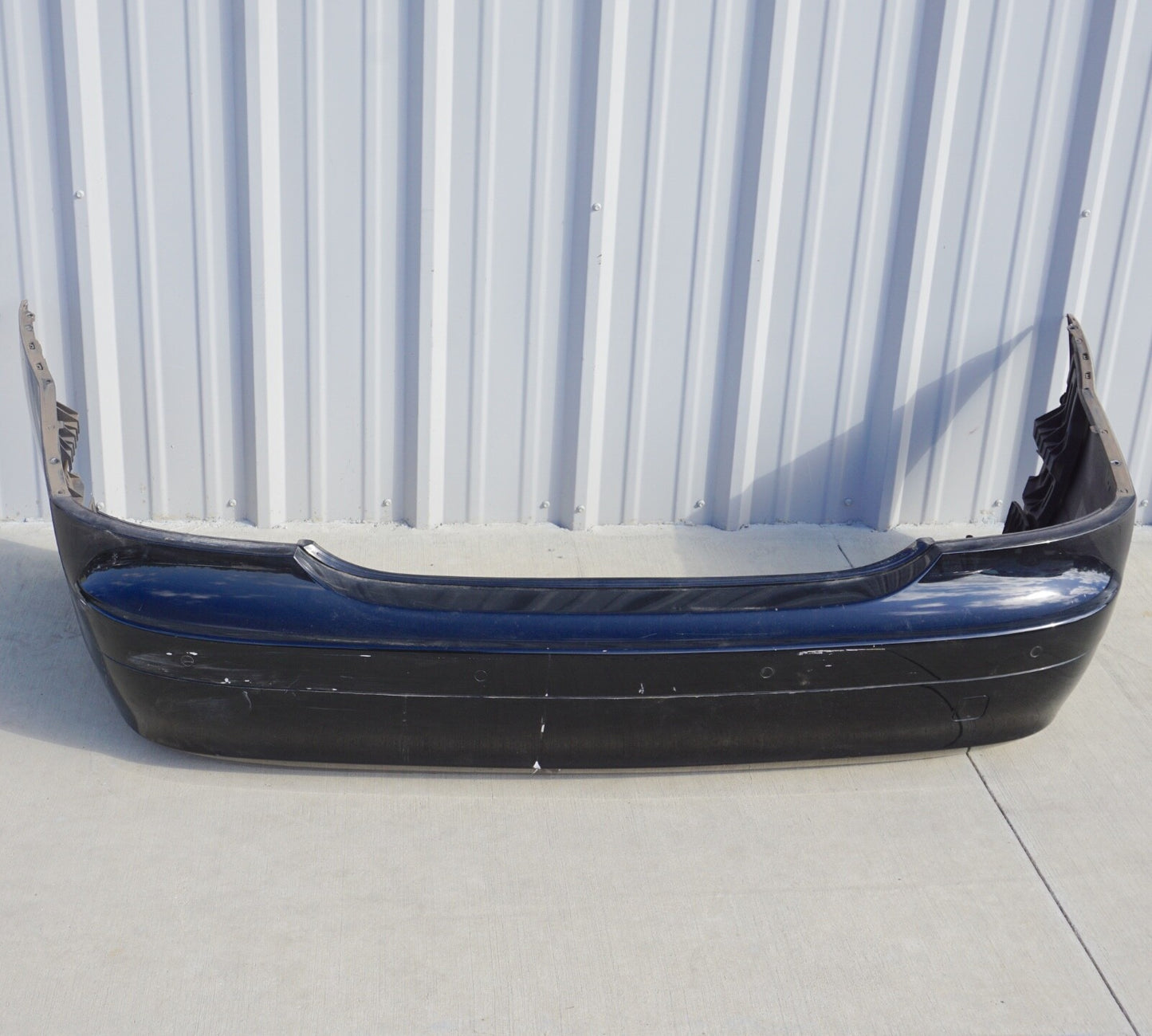 07-09 Mercedes W221 S600 S550 Base Rear Bumper Cover Assembly Black OEM