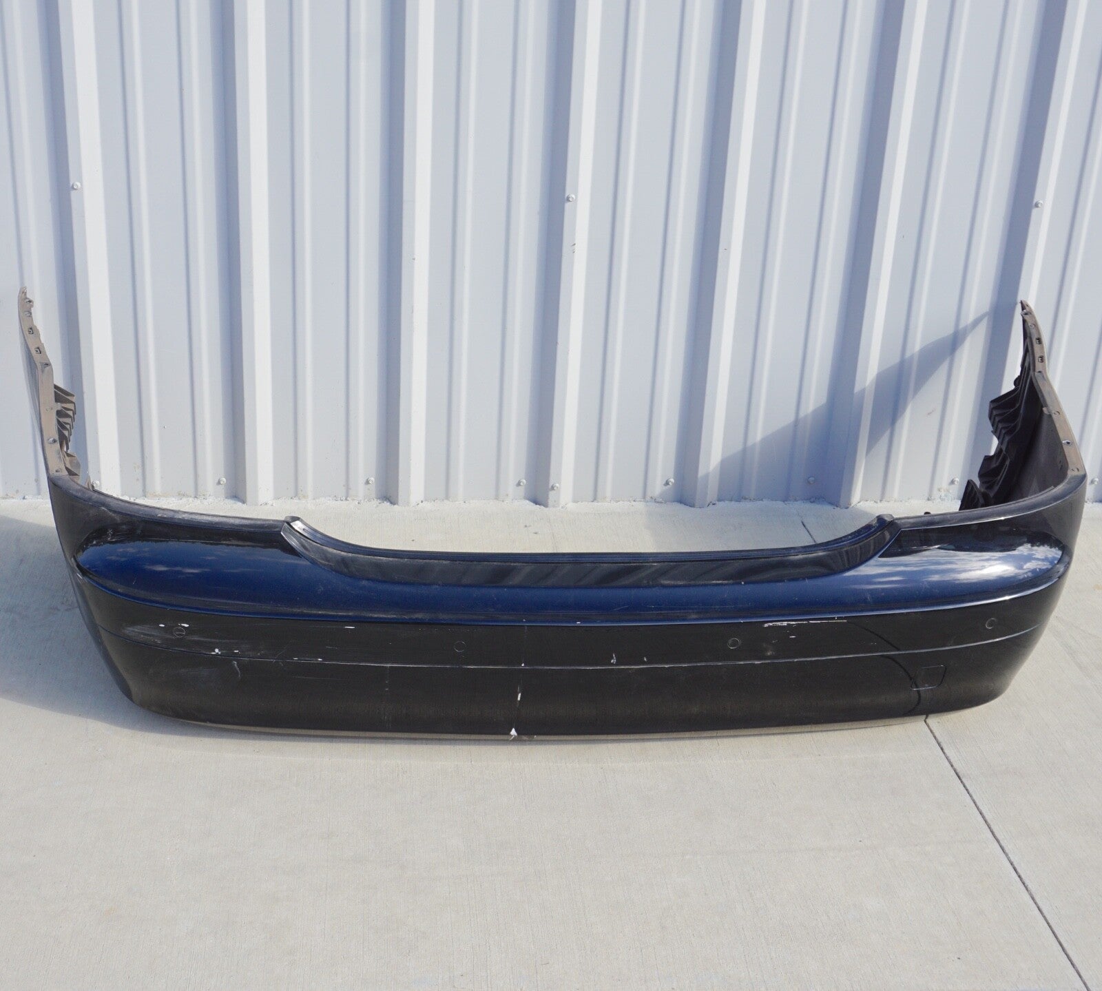 07-09 Mercedes W221 S600 S550 Base Rear Bumper Cover Assembly Black OEM