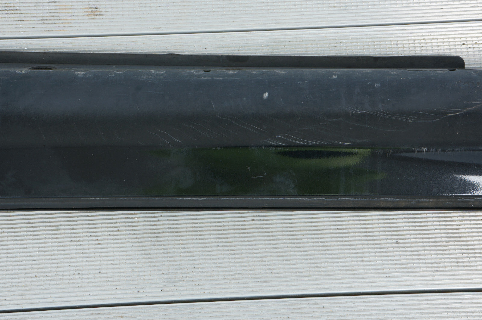06-09 MERCEDES CLK500 CLK350 COUPE LEFT DRIVER SIDE ROCKER PANEL MOLDING OEM