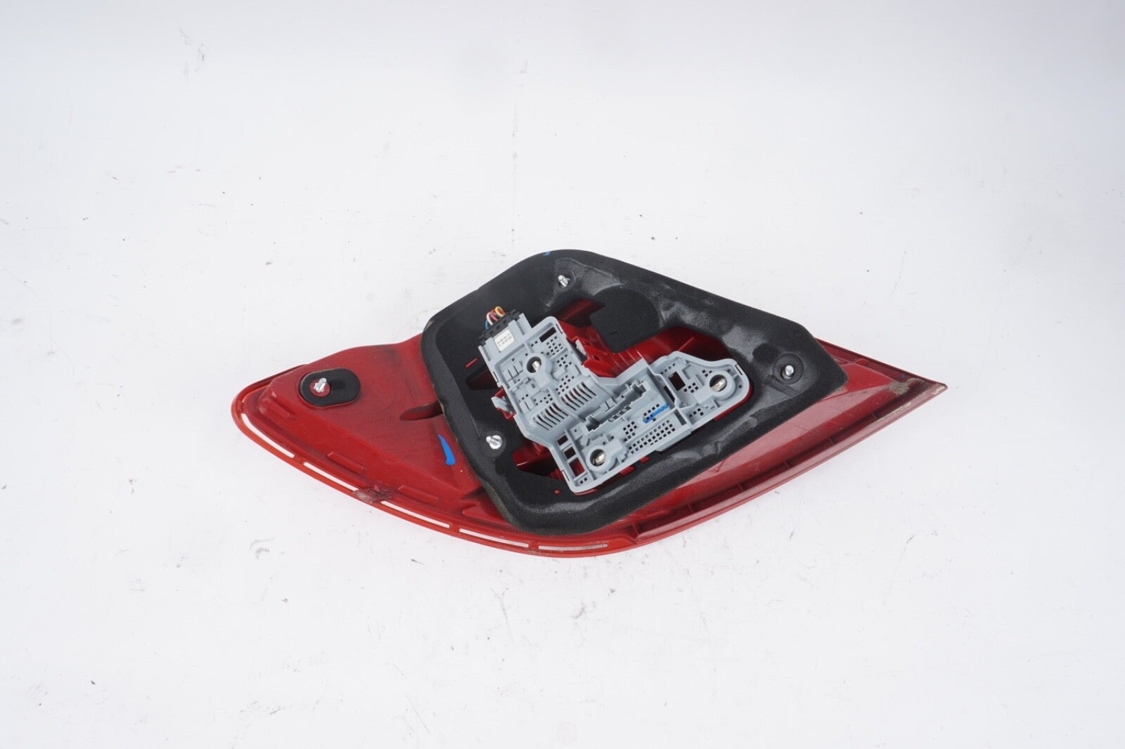 12-14 Mercedes W204 C250 C300 C350 Tail Light Lamp LED Right Passenger Side OEM
