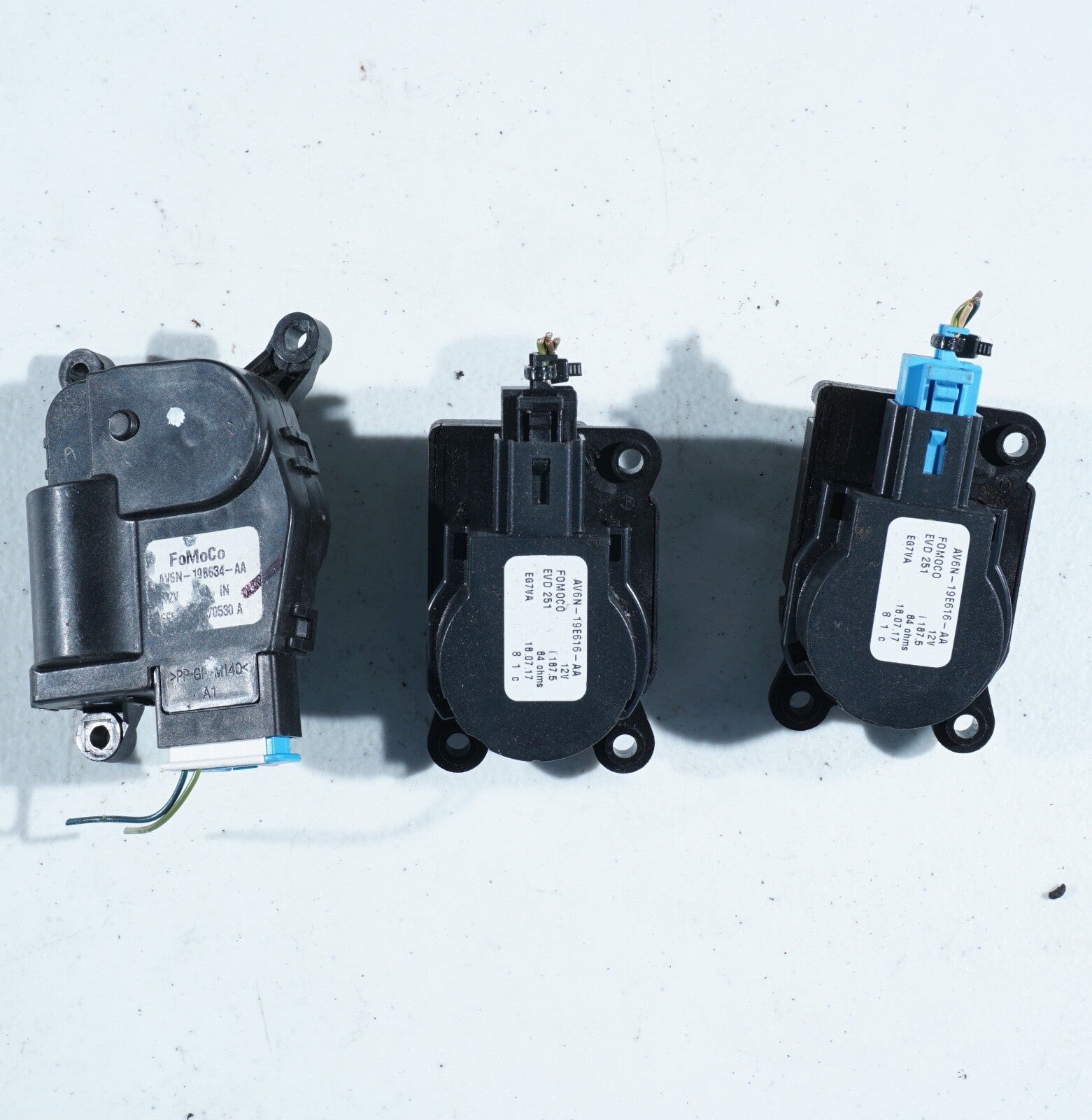 2012-2018 FORD FOCUS HVAC AC HEATER FLAP BLEND DOOR MOTOR ACTUATOR SET OF 3 OEM