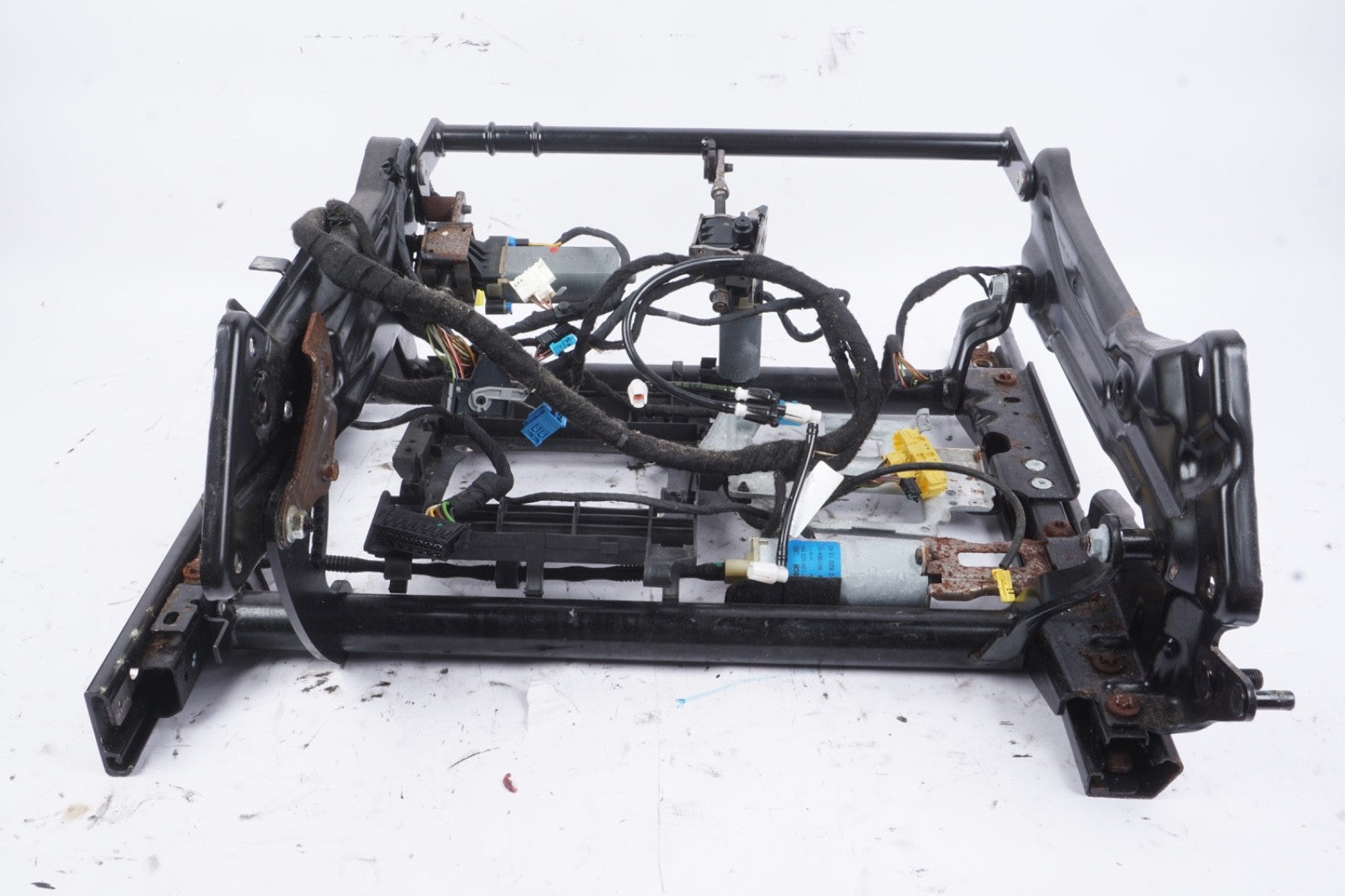 2007 - 2013 Mercedes W221 S550 S600 S65 Front Left Lower Seat Rail Track Frame