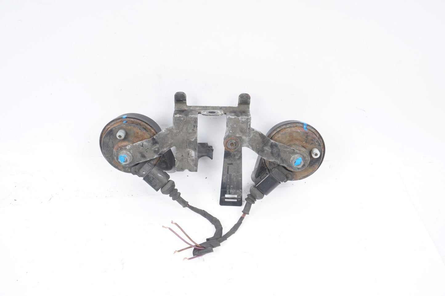2011-2018 Audi A8L A8 Horn Signal High & Low OEM