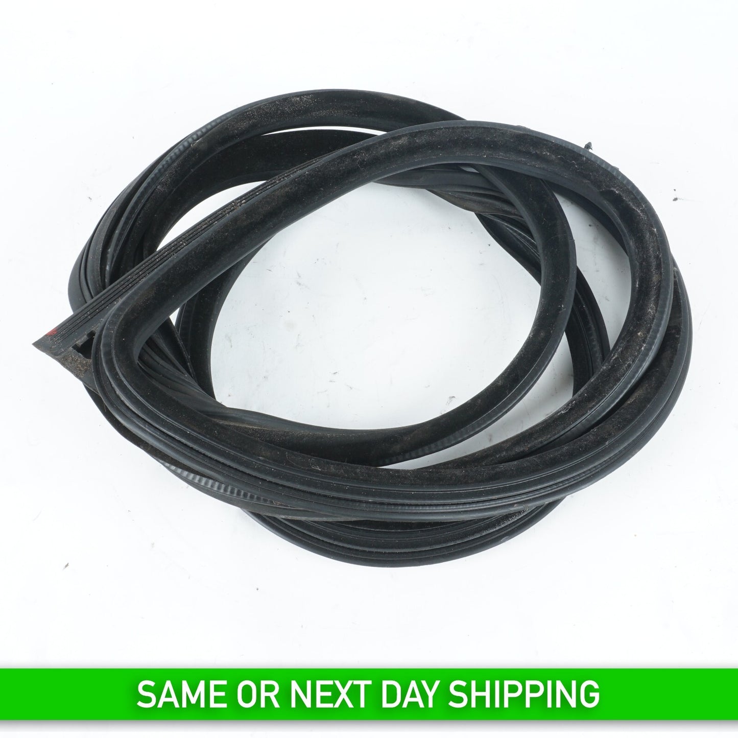 2012 - 2018 BMW 650i 640i COUPE FRONT RIGHT PASSENGER DOOR WEATHERSTRIP SEAL OEM