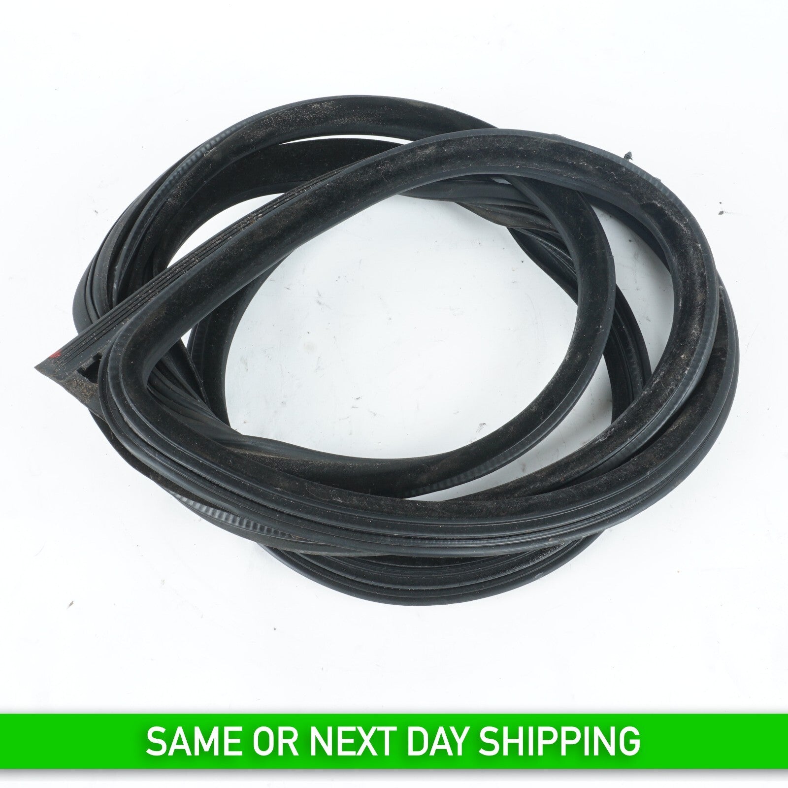 2012 - 2018 BMW 650i 640i COUPE FRONT RIGHT PASSENGER DOOR WEATHERSTRIP SEAL OEM