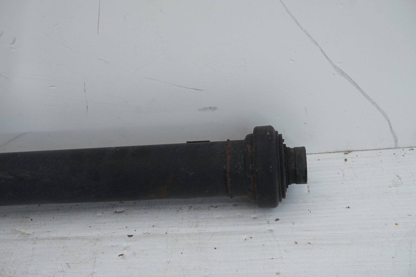 2011-2018 PORSCHE CAYENNE REAR DRIVESHAFT 7P5521102N OEM