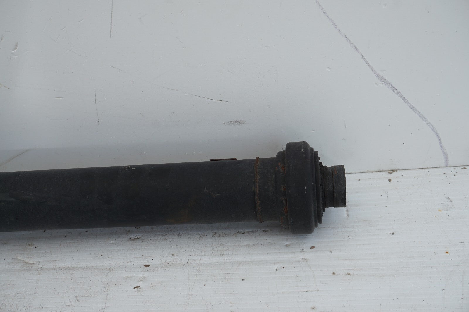 2011-2018 PORSCHE CAYENNE REAR DRIVESHAFT 7P5521102N OEM