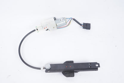 2004 - 2010 Audi A8 A8L Front Right Passenger Seat Belt Adjustment Actuator OEM