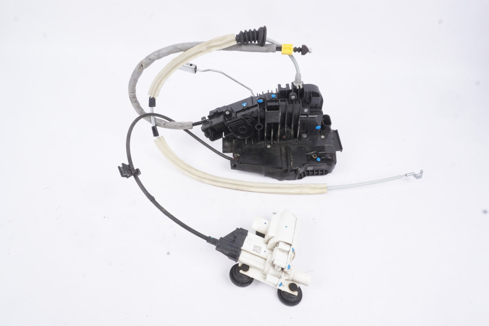 14-17 Mercedes W222 S550 S600 S450 Front Left Door Lock Latch Actuator Keyless
