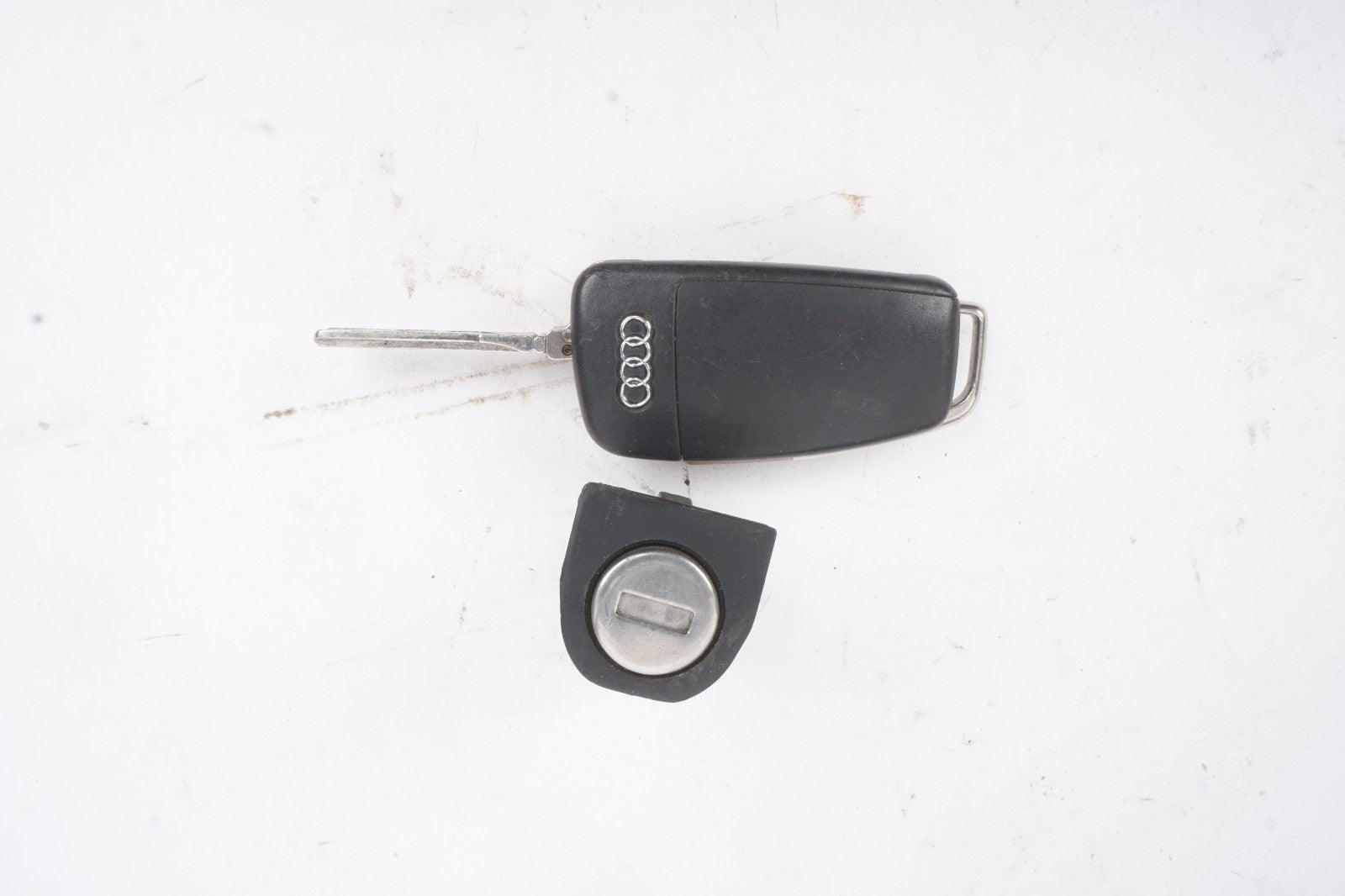 2007 2008 Audi A6 4.2L Ignition Set Key Lock Module Instrument Cluster OEM