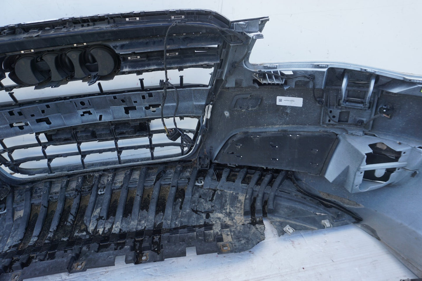 2011 - 2014 AUDI A8 A8L FRONT BUMPER COVER ASSEMBLY OEM