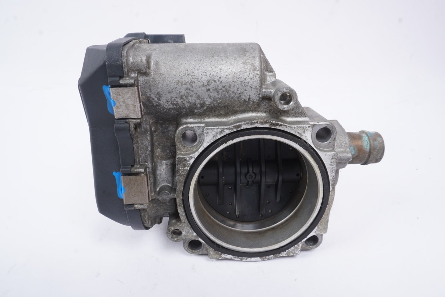 2012 2013 2014 2015 2016 2017 2018 BMW 320I F30 THROTTLE BODY 7588625