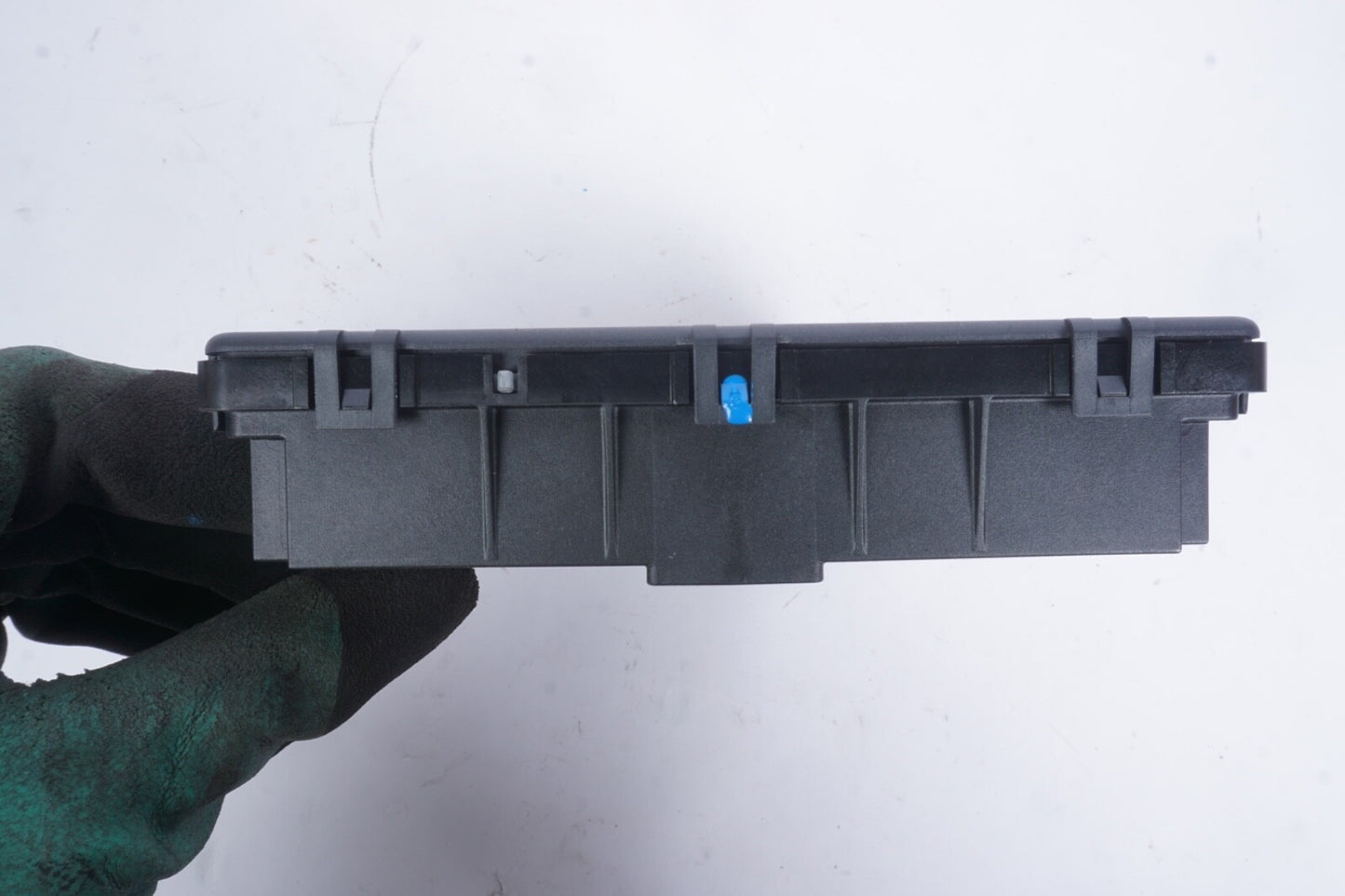 2011-2018 PORSCHE CAYENNE 958 ELECTRIC PARKING BRAKE CONTROL MODULE 7P0907801C