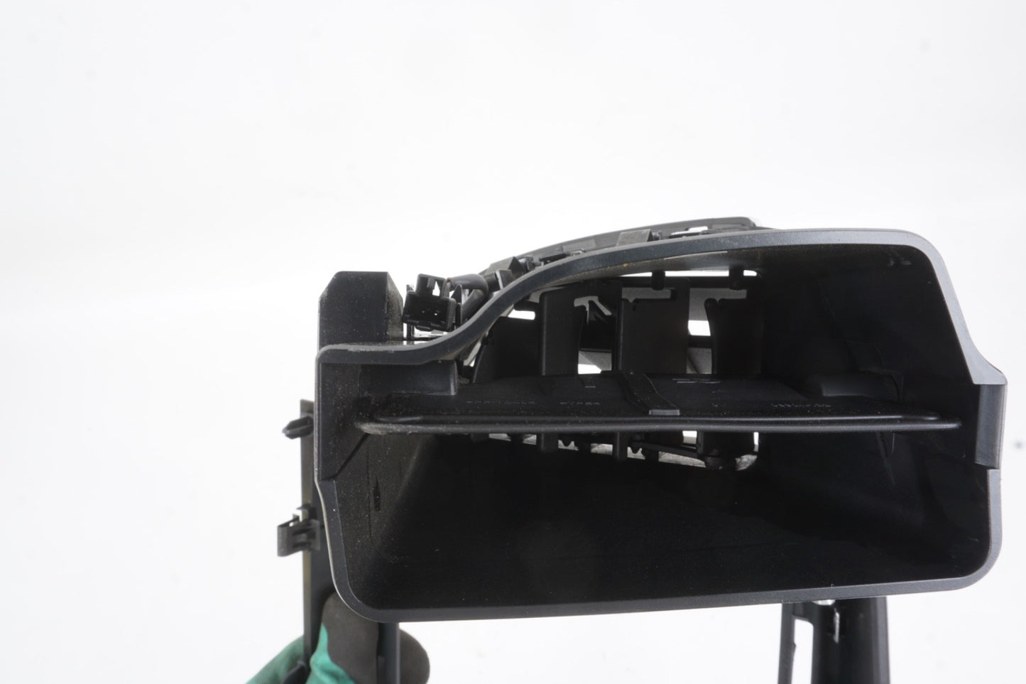 2014 - 2017 Maserati Ghibli Center Dash Air Vent Trim Cover OEM