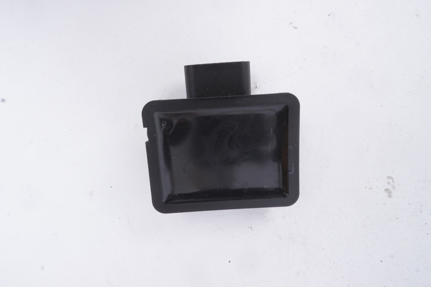 2016-2021 BMW X1 X3 OEM 2.0L Fuel Tank Temperature Sensor Module 7333588