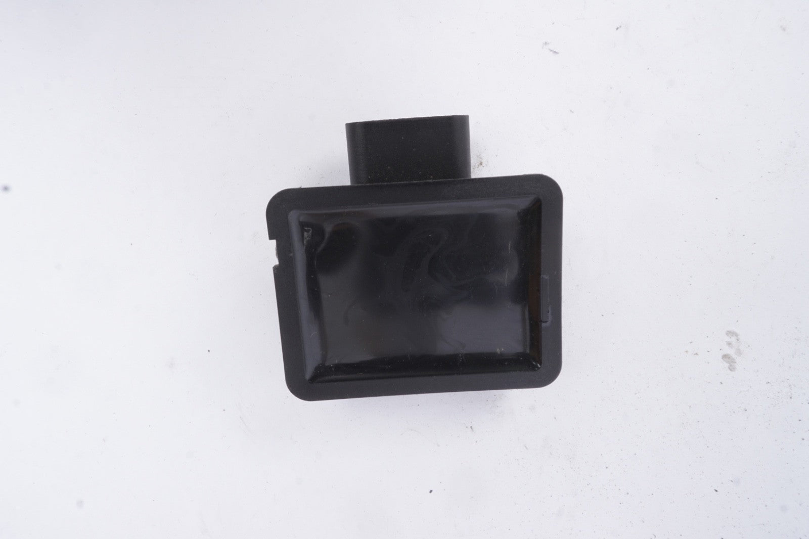 2016-2021 BMW X1 X3 OEM 2.0L Fuel Tank Temperature Sensor Module 7333588