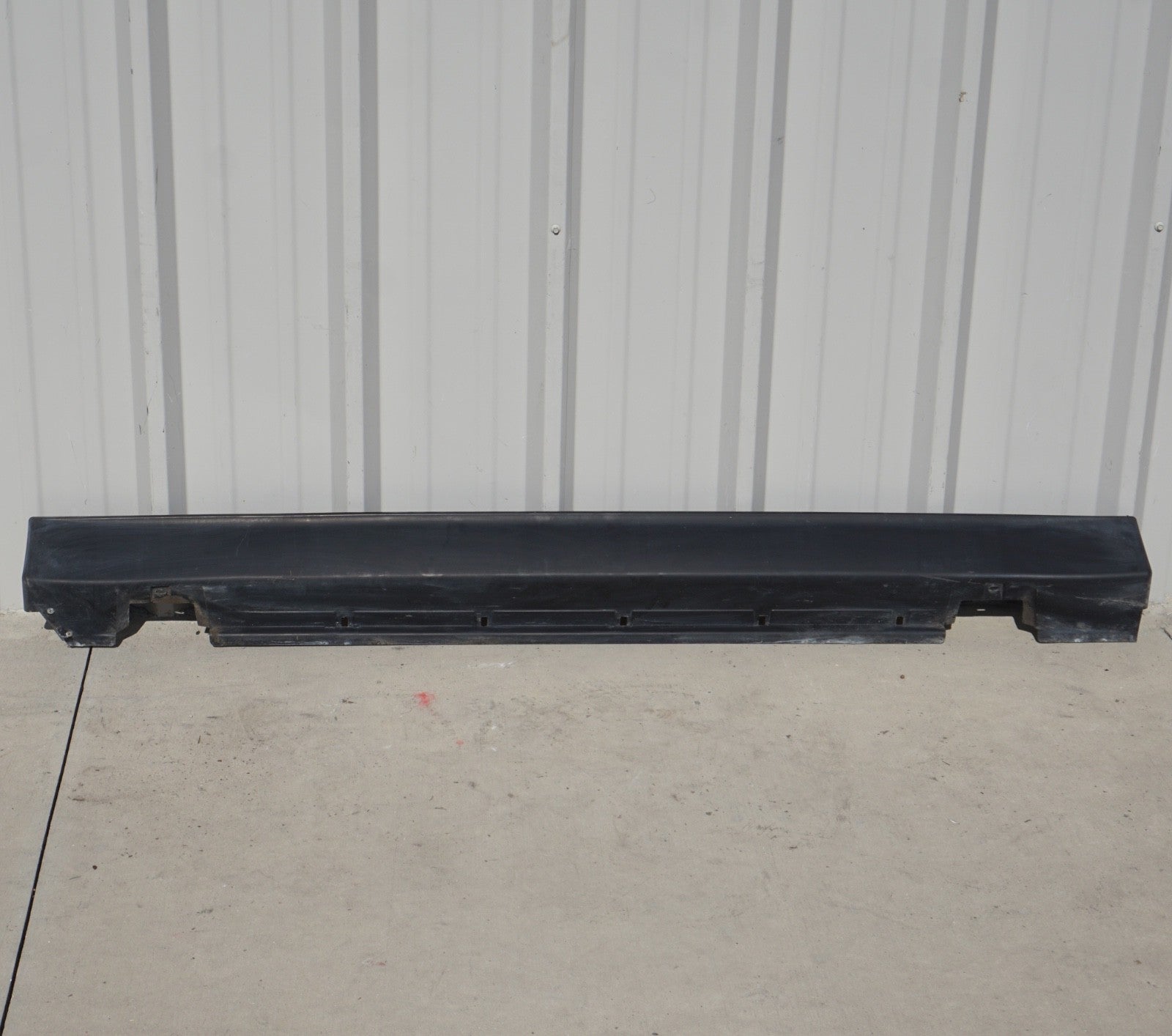 1987 - 1993 Cadillac Allante Right Passenger Side Rocker Panel Skirt Molding OEM