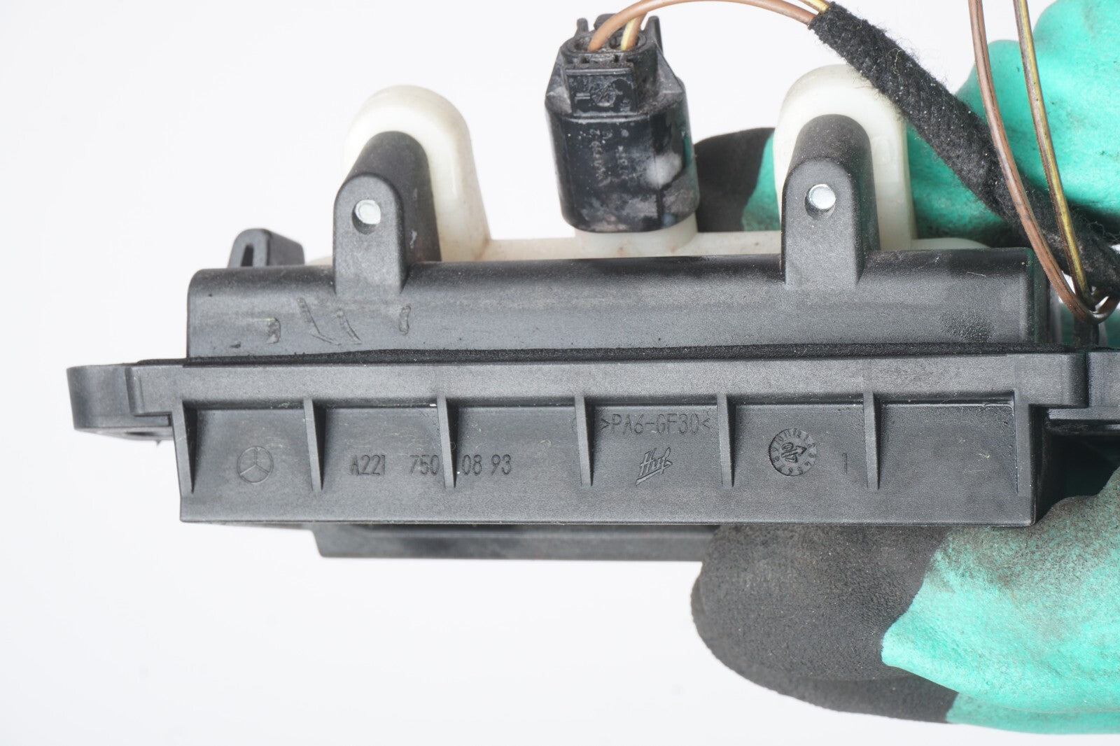 07-13 Mercedes S550 Trunk Lid Release Handle Switch 2217500893 OEM
