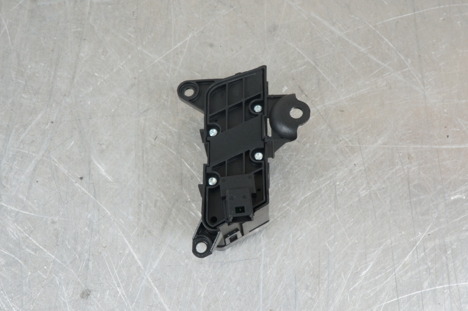 07-13 Mercedes W221 S450 S63 Door Lock Switch Front Left Driver 2218213051 OEM
