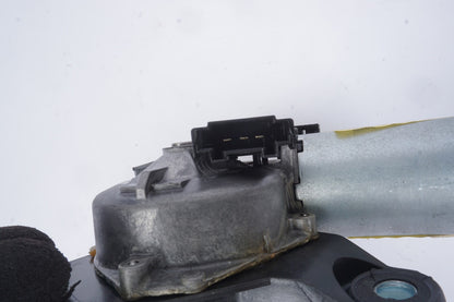 06-19 Mercedes W166 ML350 GL450 R350 Rear Glass Windshield Wiper Motor OEM