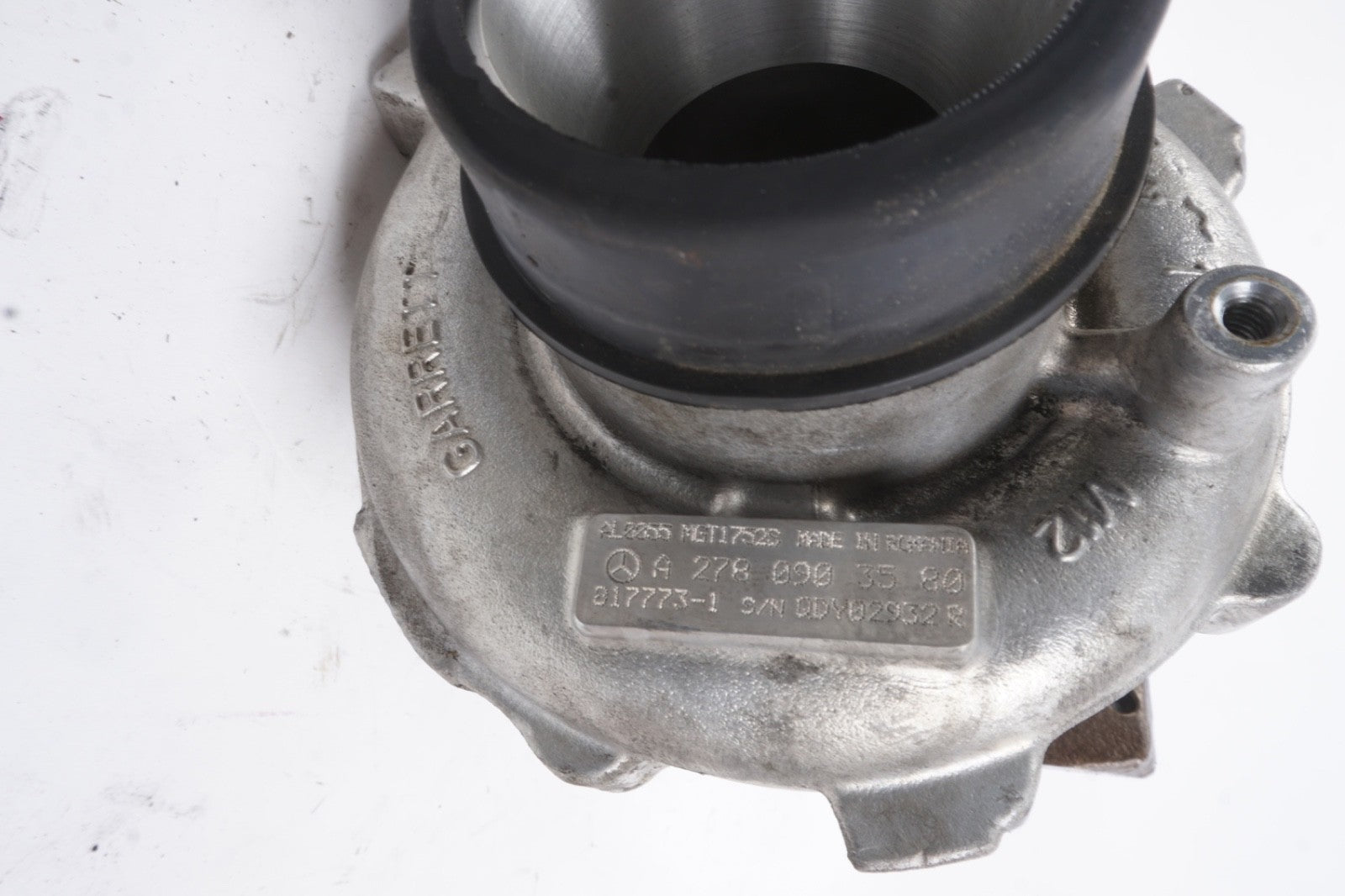 2011 - 2018 Mercedes W222 CLS550 GL450 Left Side Turbocharger Manifold OEM