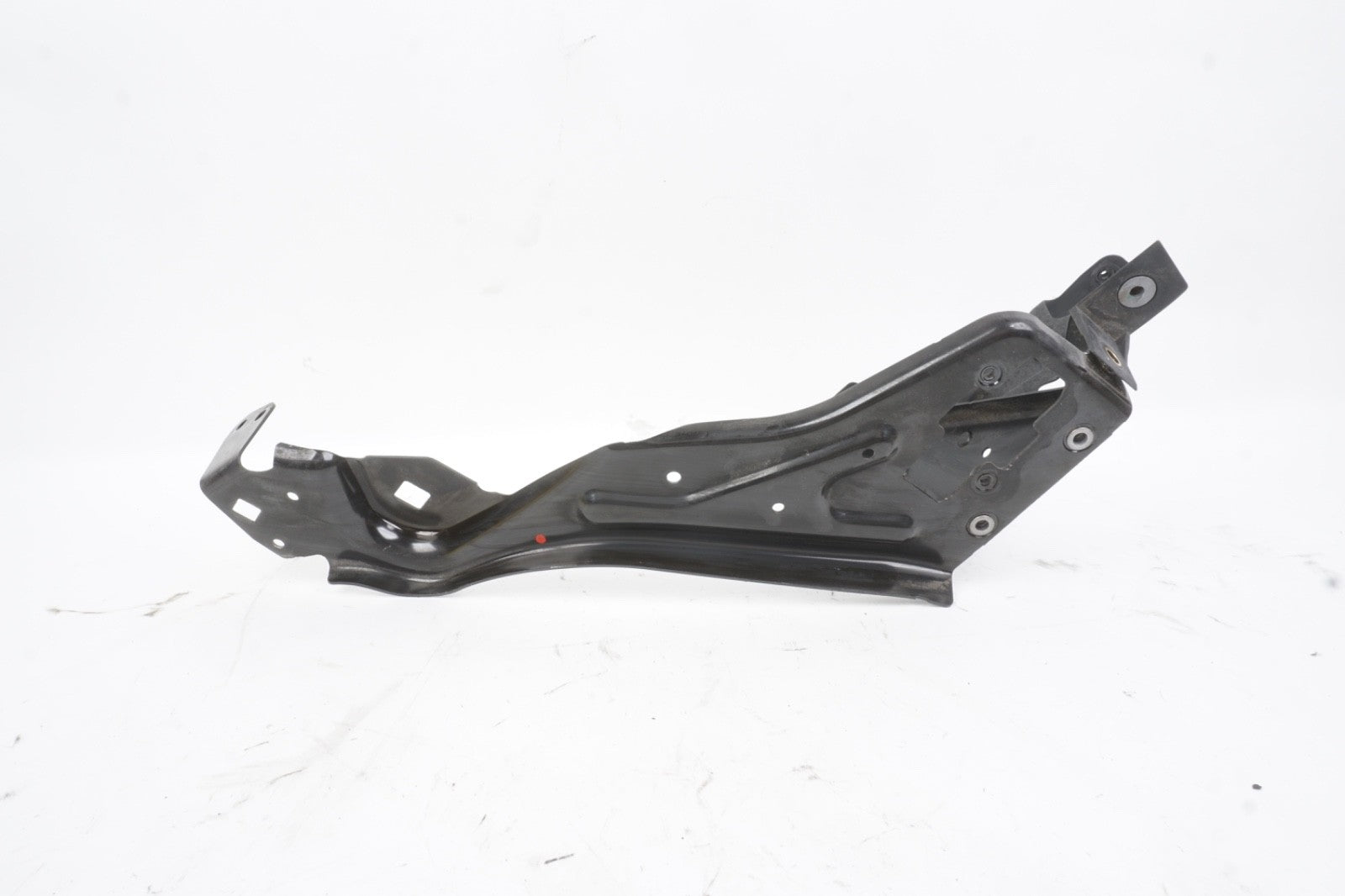 2007 - 2014 MERCEDES BENZ MB C CLASS W204 FRONT LEFT DRIVER SIDE HEADLIGHT MOUNT