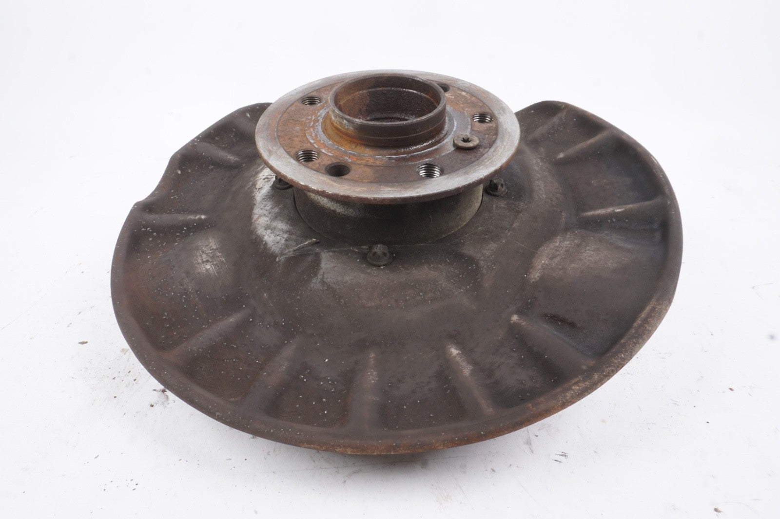 2012 - 2016 Mercedes GL450 Rear Left Wheel Spindle Knuckle Hub
