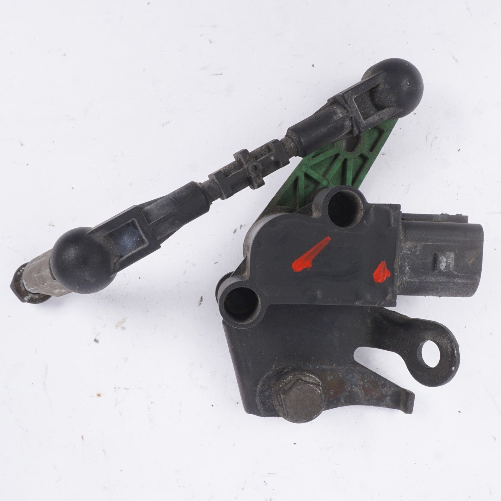2011 2018 Audi A6 A7 A8 S6 S7 S8 Front Left Headlight Level Sensor OEM 4H0941285